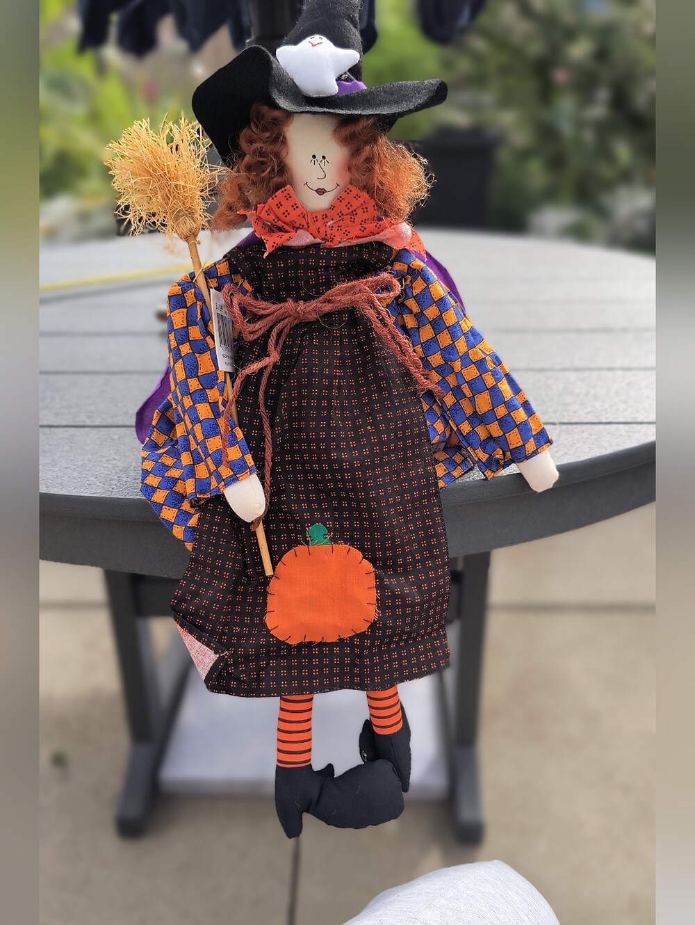 Halloween Fabric Witch Shelf Sitter 23” Hanging Leg Holding Broom Decor NWT
